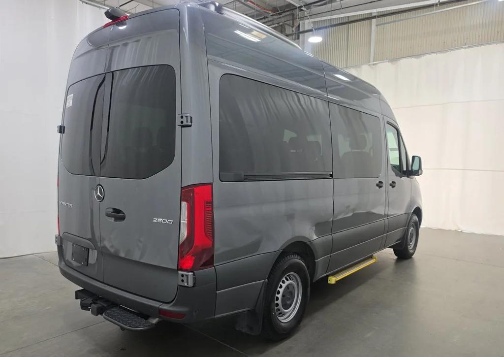 mercedes-benz sprinter passenger van 2024 W1Z4NFHY7RP627032 image mercedes-benz sprinter passenger van 2024 W1Z4NFHY7RP627032 image